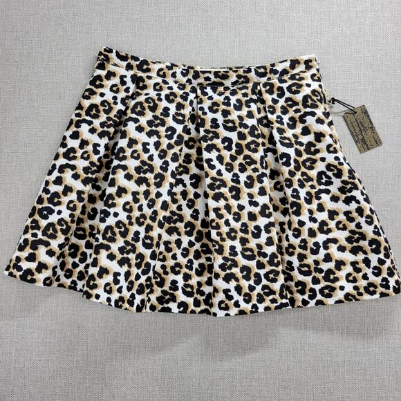 Forever 21 Womens Skirt Size 27 Black Tan Leopard Print Flared Pleated Mini NEW - Picture 1 of 14